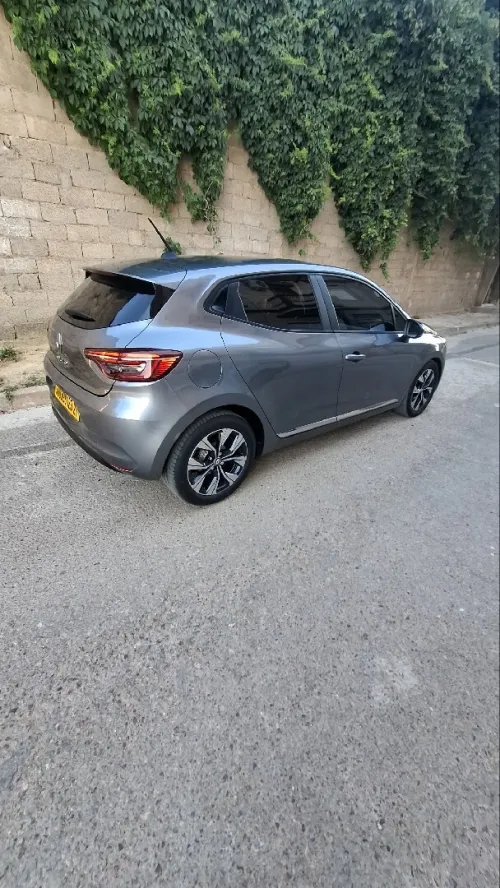 Renault Clio 5  2023 Evolution