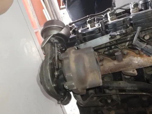 Tout les pièces moteur 1.7 crdi