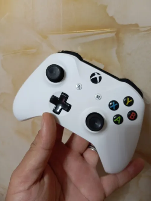 Manette xbox one s 