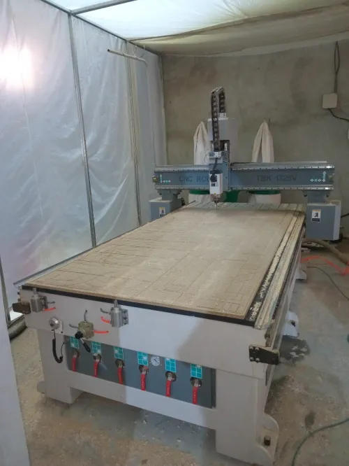DECOUPE ROUTER - FRAISAGE CNC
