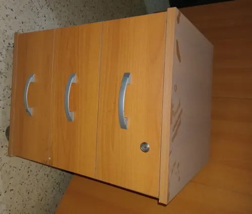 Fabrication de mobiliers de bureau et urbain