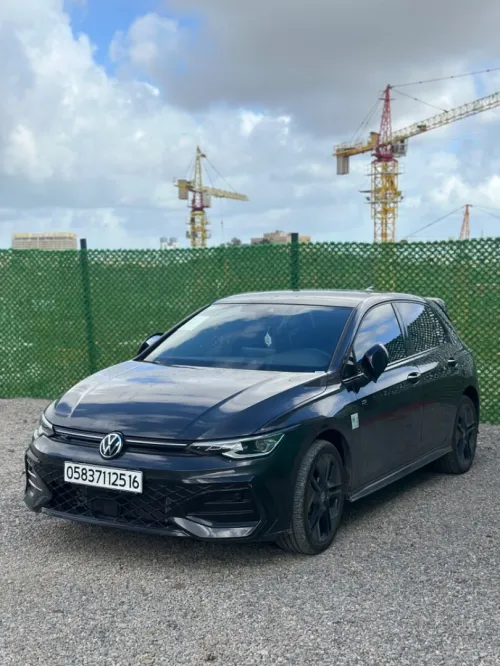 Volkswagen Golf 8.5 2025 R. Lien