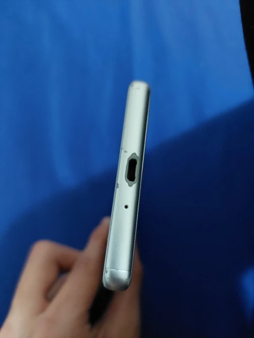Sony Xperia X