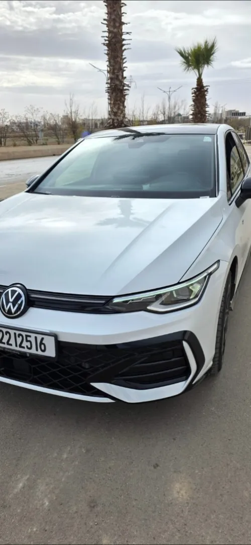 Volkswagen Golf 8 2025 R-Line