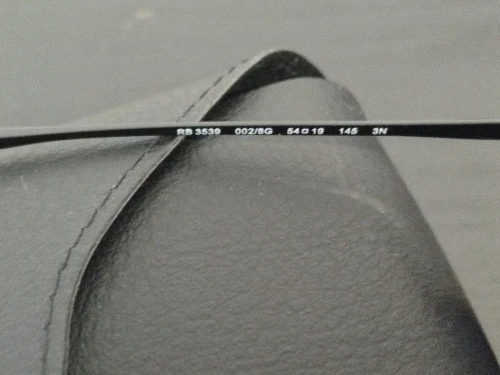 Lunette de soleil Ray-Ban noir