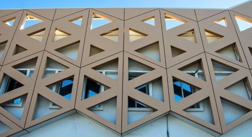 Solutions GRC pour Facades et autres utilisations