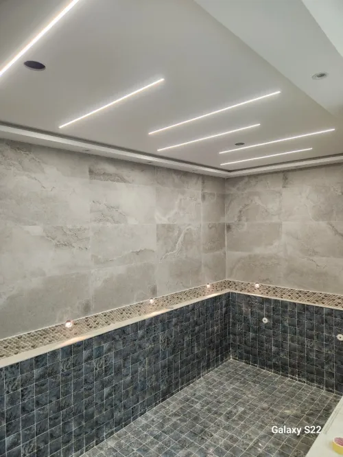 Azurpool pour réalisation piscine et maintenance