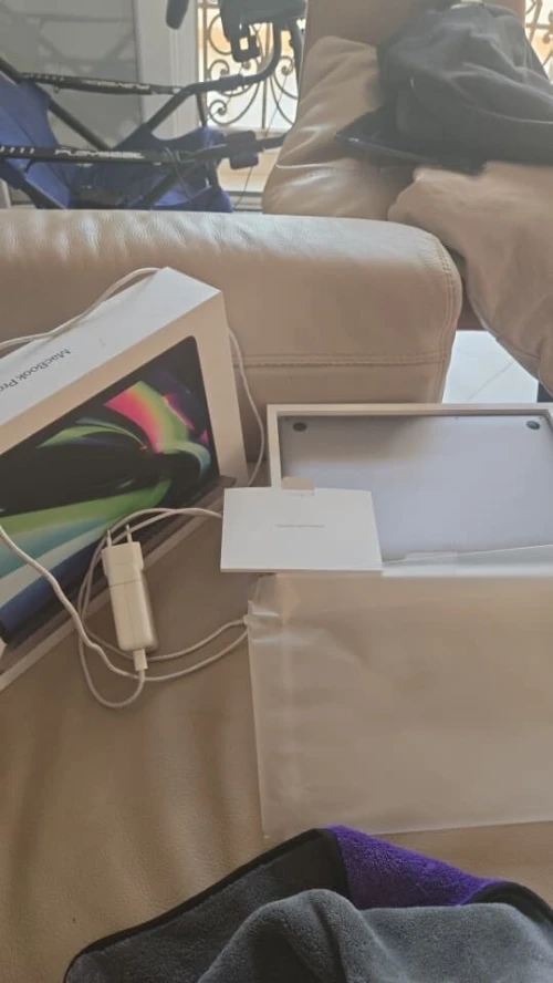 MACBOOKS PRO