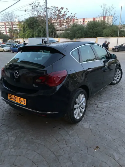 Opel Astra 2013 COSMO