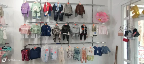 Lot vêtements bébé w enfants 