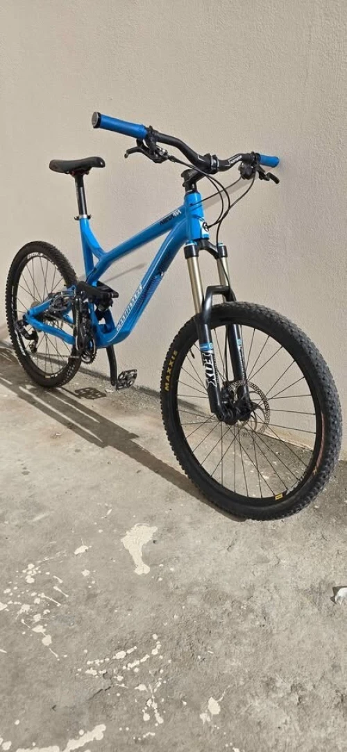 Vélo enduro commencal meta