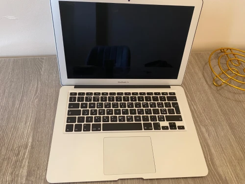 Macbook