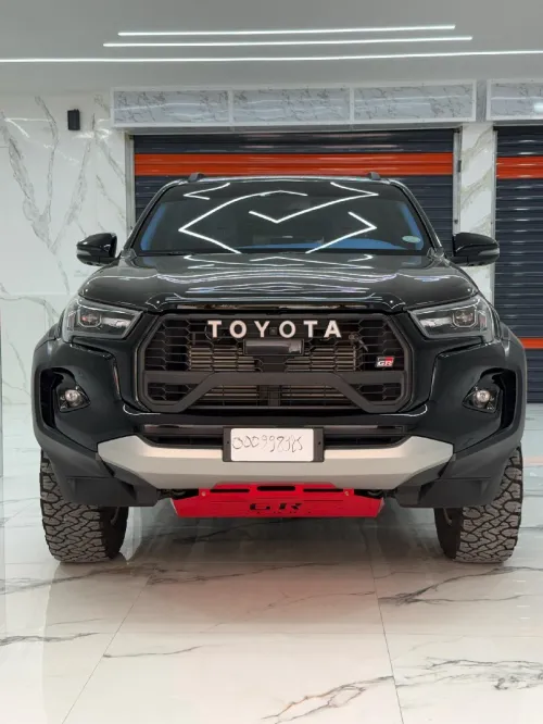Toyota Hilux GR 2025 