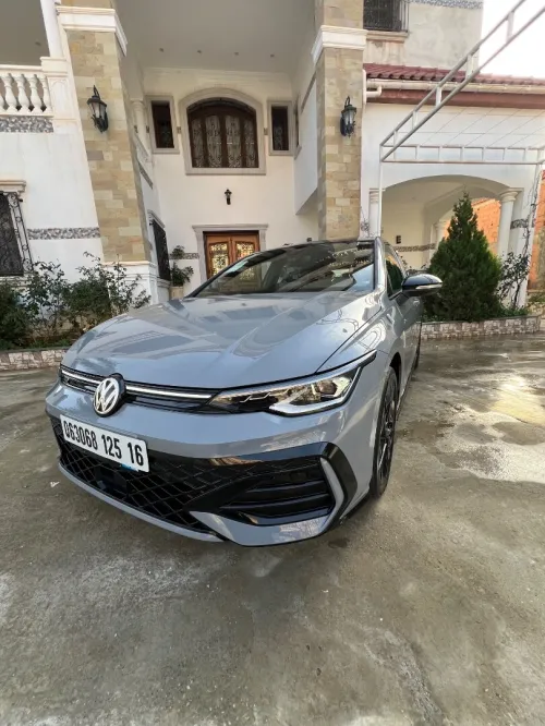 Volkswagen Golf 8 2025 R-Line Facelift 