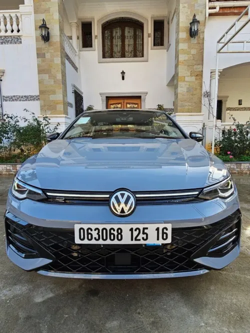 Volkswagen Golf 8 2025 R-Line Facelift 
