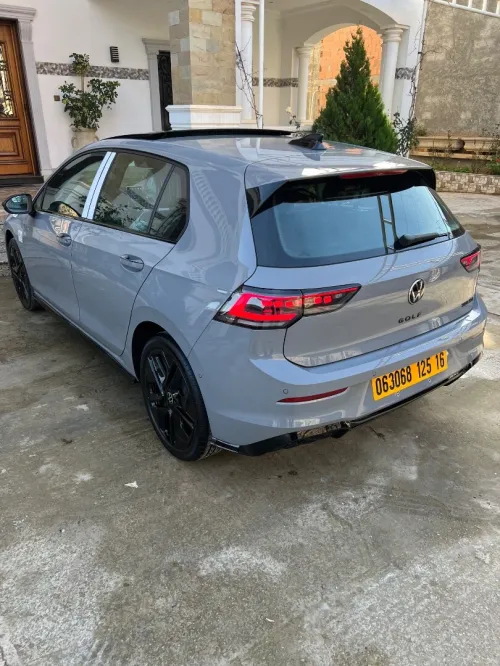 Volkswagen Golf 8 2025 R-Line Facelift 