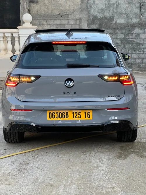 Volkswagen Golf 8 2025 R-Line Facelift 
