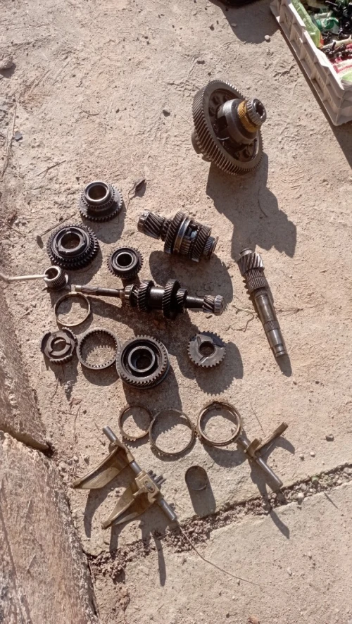 piece moteur iveco 2.5