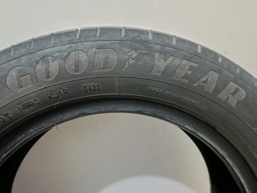 2 Pneus 185/60/15 84H