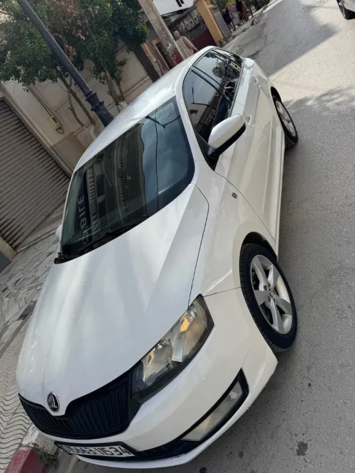 Skoda Rapid 2015 Rapid
