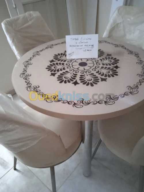 Table cuisine haut massif