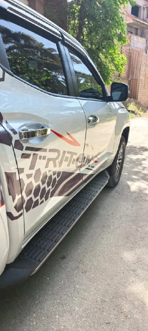 Mitsubishi L200 2025 