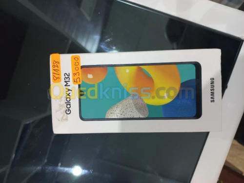 SAMSUNG M32 8/128