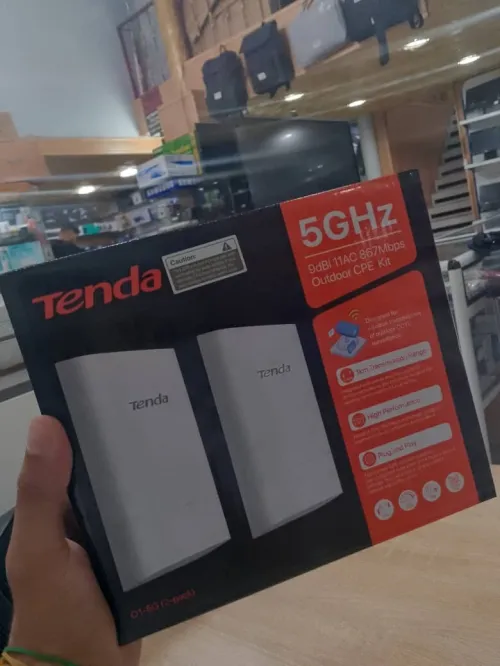 Point d'Acces Tenda CPE O1-5G 9dbi 867 Mbps 1 KM Exterieur
