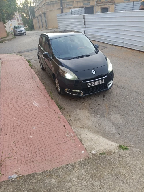 Renault Scenic 2012 Bose