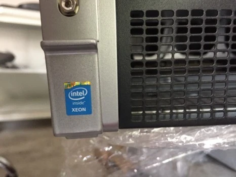 Serveur HP Proliant DL380 Gen8