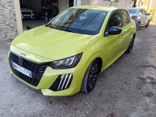 Peugeot 208 2025 E-Style