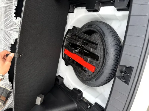 Geely Coolray 2025 
