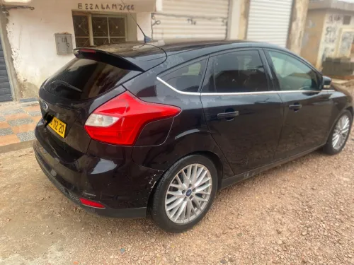 Ford Focus 5 portes 2012 Focus 5 portes