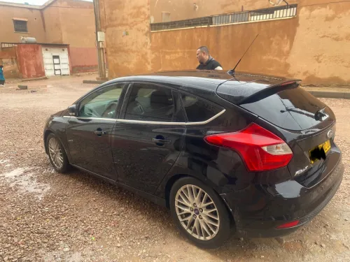 Ford Focus 5 portes 2012 Focus 5 portes