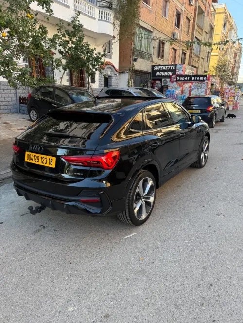 Audi Q3 2023 S line