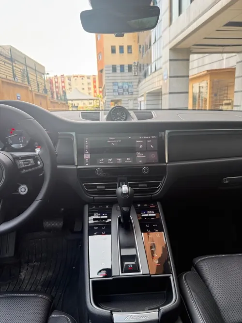Porsche Macan 2026 T