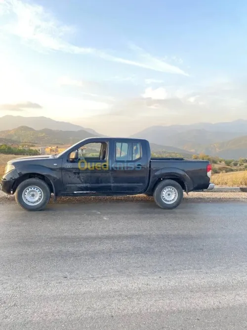 Nissan Navara 2012 Elegance 4x2
