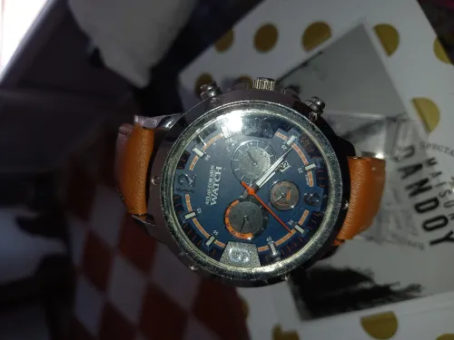 MONTRE VENU DE FRANCE