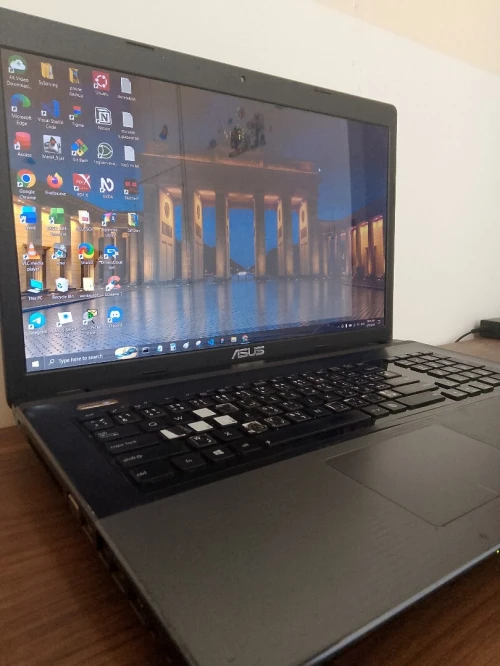Laptop Asus i7  16GB RAM 466GB HDD  GT 740M Win10 Office