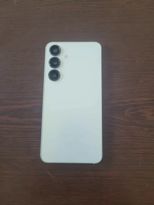 Samsung galaxy S25 12/128