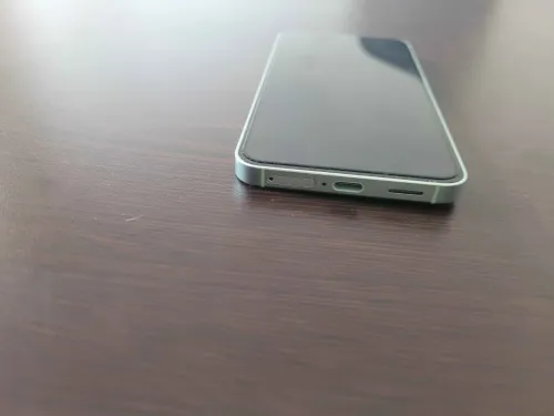 Samsung Galaxy s25 12/128