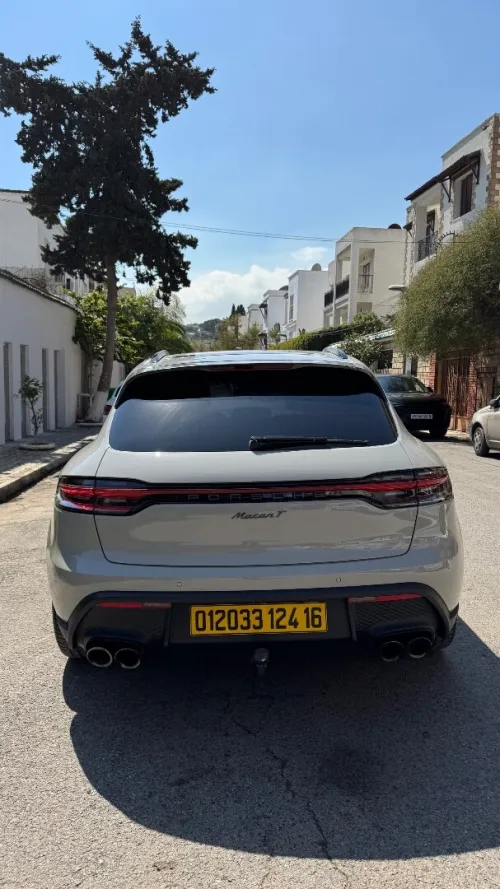 Porsche Macan t 2024 