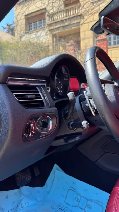 Porsche Macan t 2024 