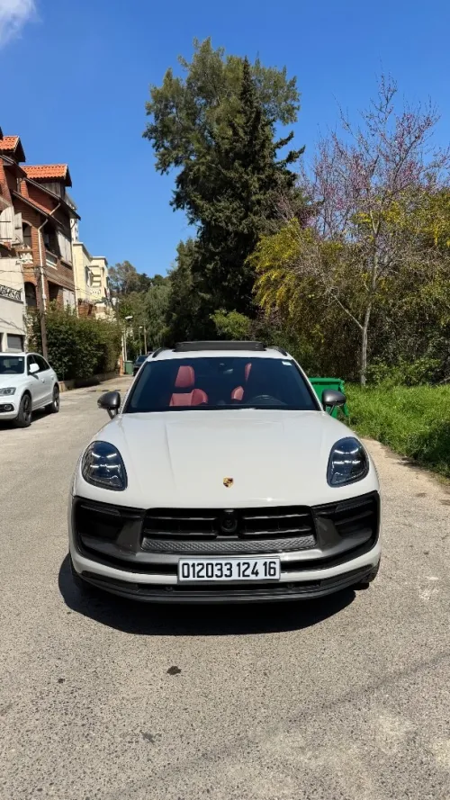 Porsche Macan t 2024 