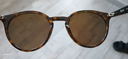 Belle paire de lunette rayban polarisée original