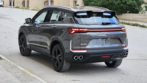 Geely Coolray 2025 