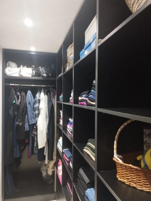 Dressing sur mesure et cuisine équipée en bref delai prix choc