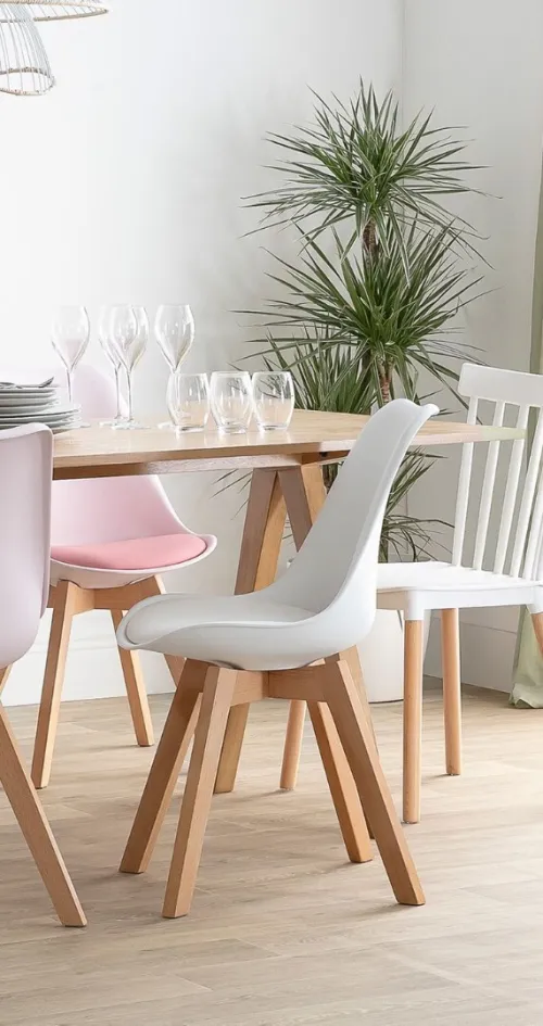 Chaises Tulipe disponible en 4 couleurs