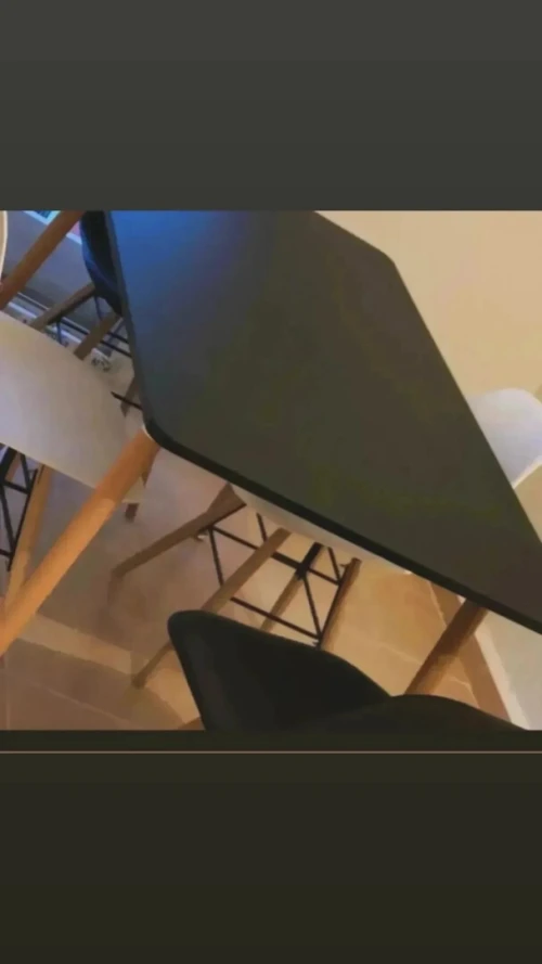 Solde table SCANDINAVE avec  chaise prix imbattable 