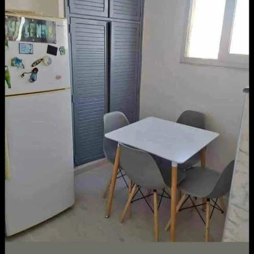 Table et chaises scandinave pour foire